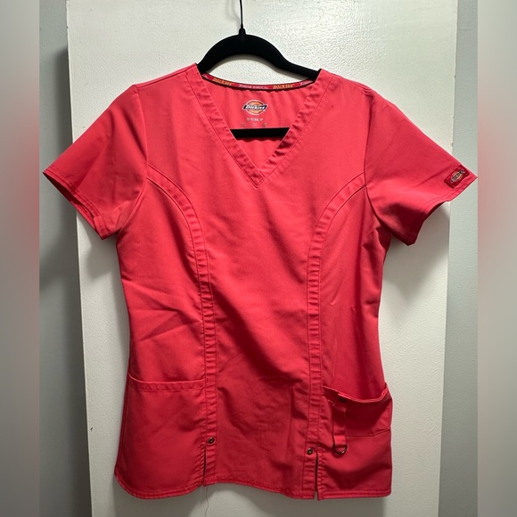 Dickies scrub top - Picture 1 of 2